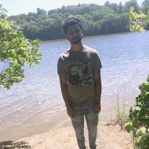 Meet your Posher, Navin